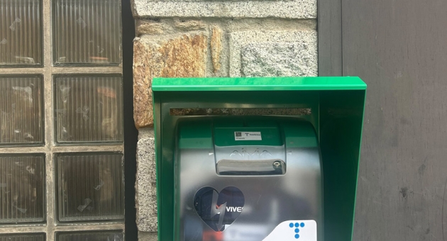 Instalado desfibrilador en la Casa de Cultura